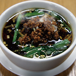 酸辣湯麺