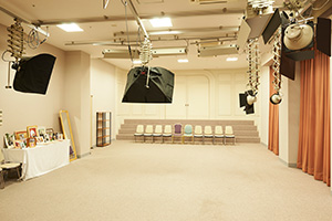 2．撮影スタジオ